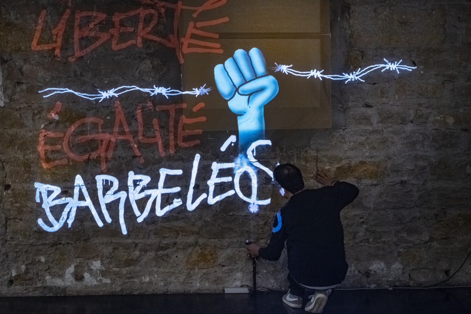 La chute des murs - Live Drawing Project