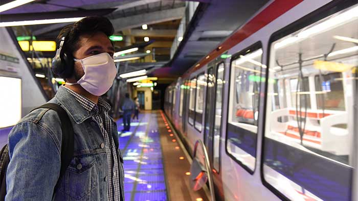 usager masqués du métro