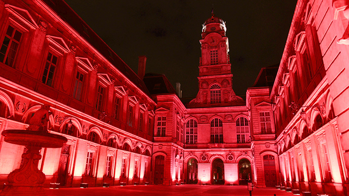 Hôtel de Ville rouge Vignette