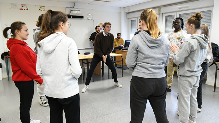 Elèves du lycée Don Bosco lors d'un atelier théâtre / Muriel Chaulet - Ville de Lyon