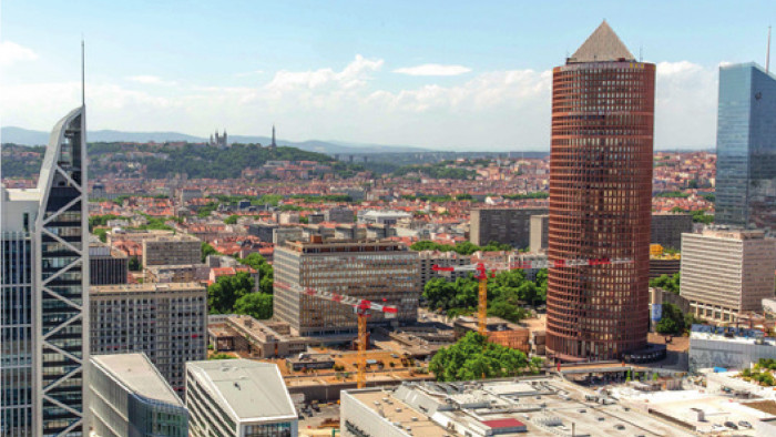 Vue sur les chantiers de Lyon Part-Dieu depuis le toit de l'immeuble Audessa