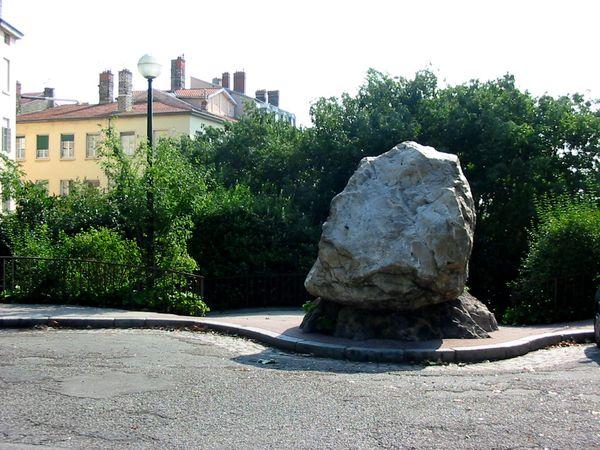 culture_patrimoine_arrdt4_caillou1