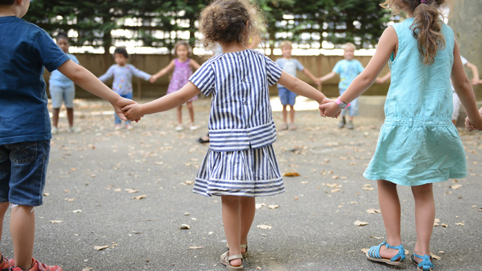 ronde d'enfants