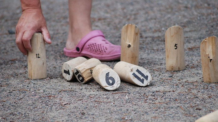 Jouons au Mölkky!